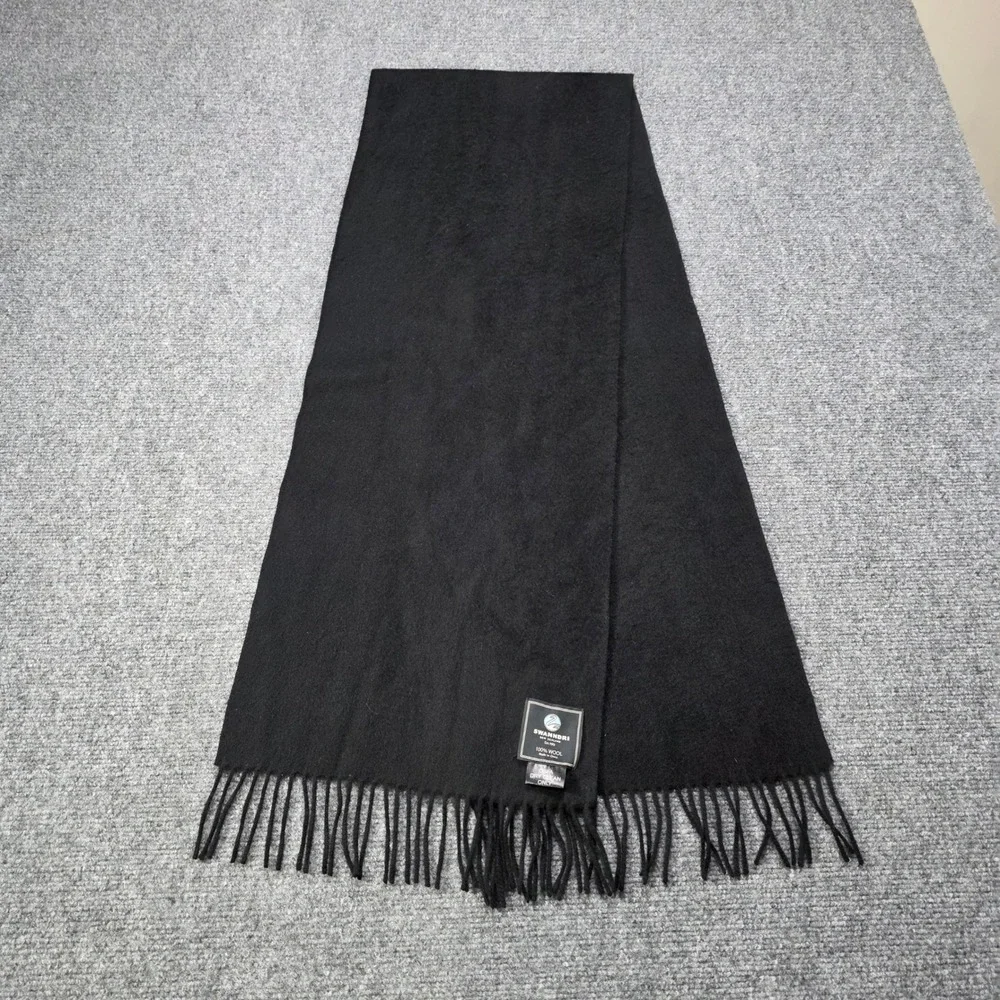 Swanndri New‎ Zealand 100% Wool Black Fringe Scarf OSFA Winter Warm Unisex Wrap